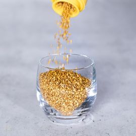 Curry flavored roasted sesame seeds