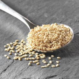 Roasted white sesame seeds